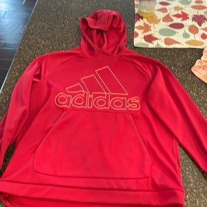 Very good condition. Adidas hoodie. Worn 3-4 times. Women’s xlg